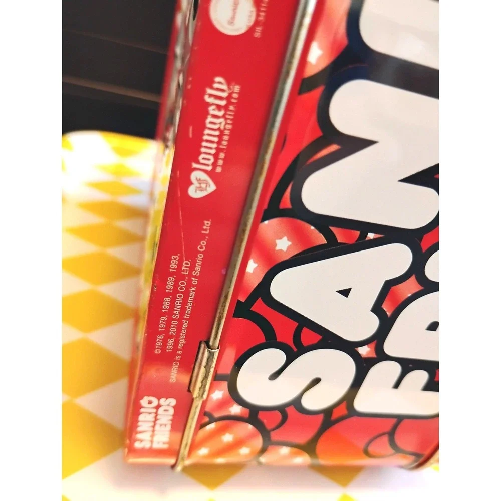 VINTAGE LOUNGEFLY SANRIO HELLO KITTY LUNCHBOX METAL TIN 2010 y2k coquette retro